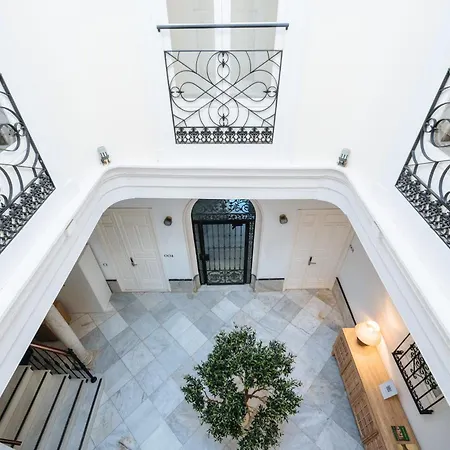 El Escondite De María * Sevilla
